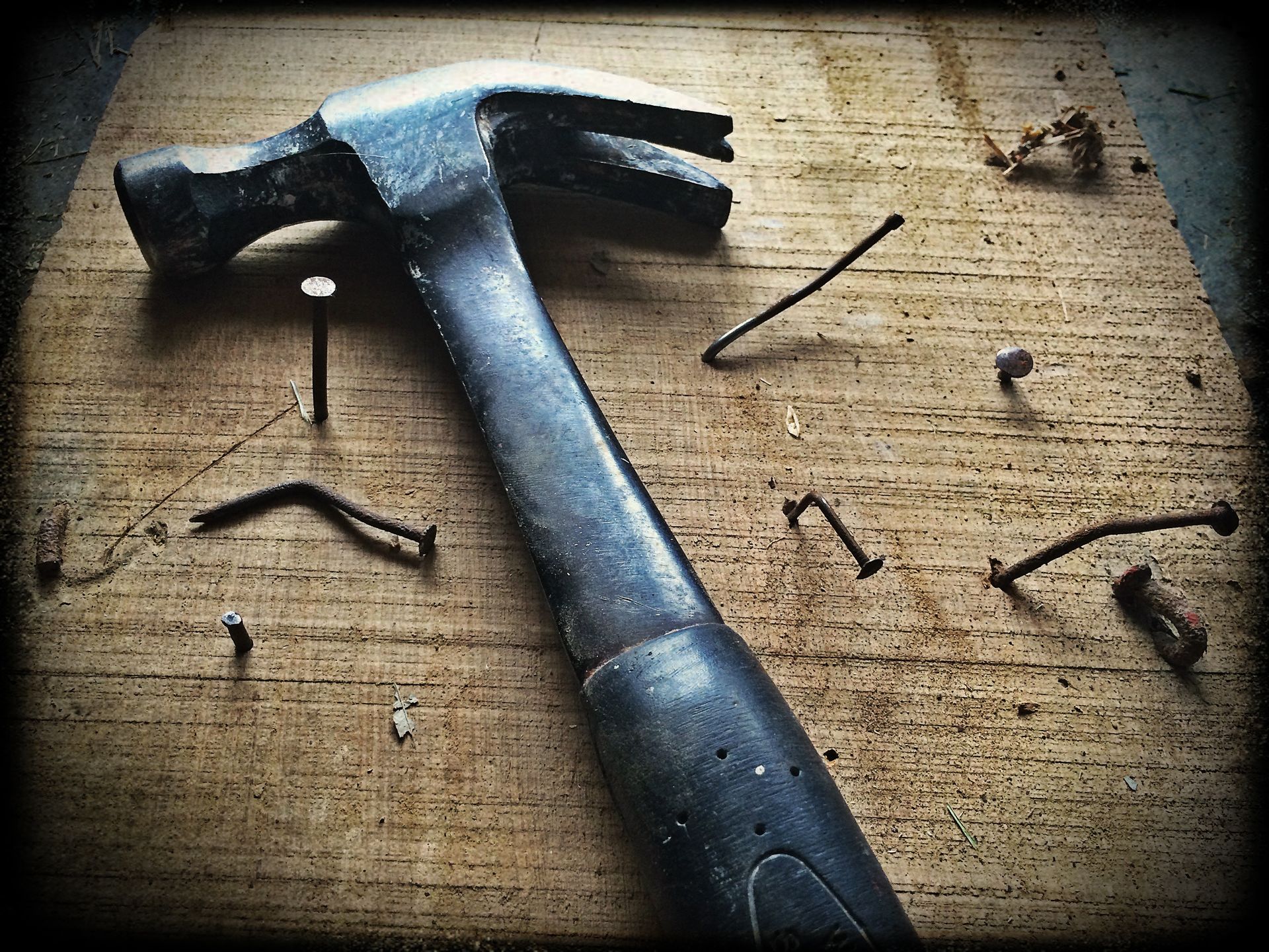 Power tool in a workshop setting for automotive and maintenance work